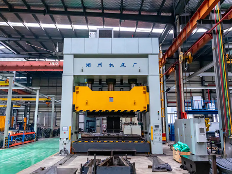 Zhejiang-un-forklift-phu-thai 2