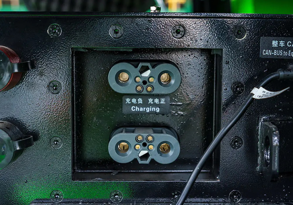 Xe-nang-dien-lithium-5-7-tan-fb50-70-ynlz8-nl-series 6