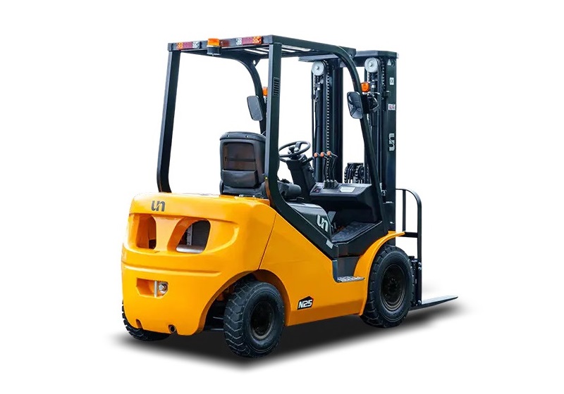 Xe-nang-dau-diesel-un-2-5-tan-FD25T-n-series