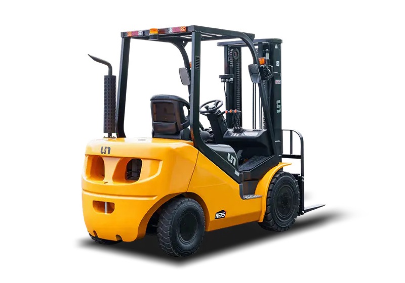 Xe-nang-dau-diesel-un-3-5-tan-FD35T-n-series