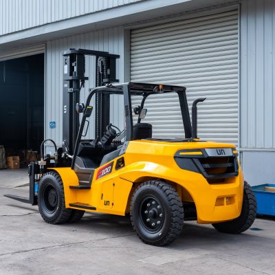 Xe nâng dầu UN 10 tấn FD100T F Series