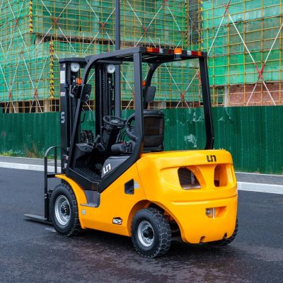 Xe nâng dầu UN 2,5 tấn FD25T N Series
