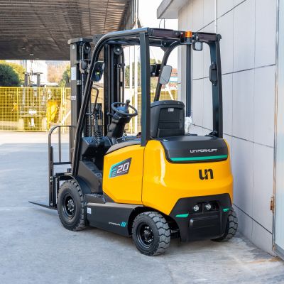 Xe nâng điện Lithium UN 2 tấn FB20 FE Series