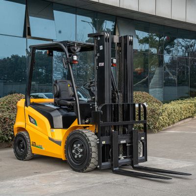 Xe nâng điện Lithium UN 3 tấn FB30 FL Series